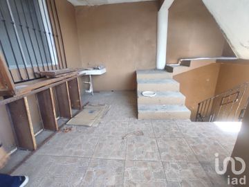 Inversionista VENDO casa para Negocio
