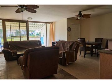 Se Vende Hermoso y Amplio apartamento en Playa Blanca