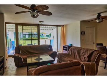Se Vende Hermoso y Amplio apartamento en Playa Blanca