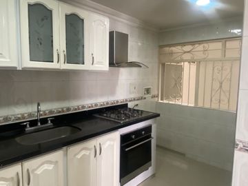 apartamento en arriendo en cañaveral. Cod A218319