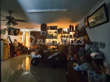 Di Jual Rumah Di Taman Surya