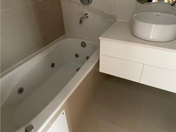 Venta departamento de 2 ambientes con cochera, Playa Chica, Mar del Plata