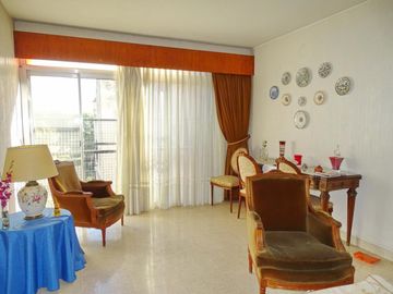 HERMOSO DEP- DE 4 AMB, BALCÓN  Y BAULERA