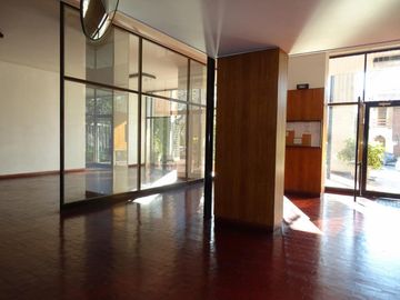 HERMOSO DEP- DE 4 AMB, BALCÓN  Y BAULERA