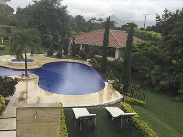 VENTA de CASAS en ANAPOIMA