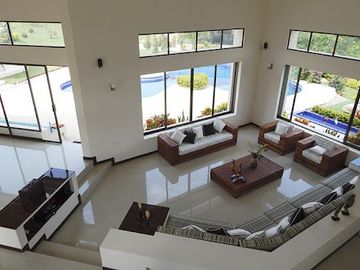 VENTA de CASAS en ANAPOIMA