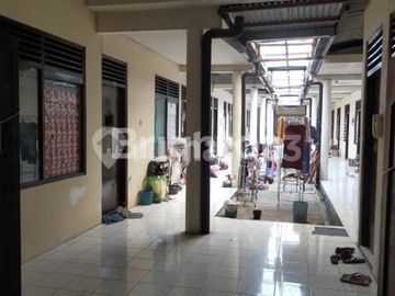 DI DEKAT AMBARUKMO DIJUAL KOST DAN RUMAH INDUK