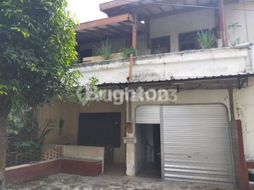 DI DEKAT AMBARUKMO DIJUAL KOST DAN RUMAH INDUK