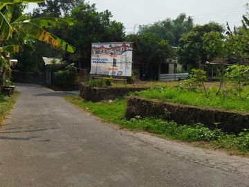 Etnik Modern Strategis samping lapangan Warak bisa KPR 10%