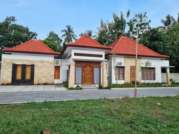 VILLA MEWAH 1 UNIT TERAKHIR FULL FURNISH MURAH DI BOROBUDUR