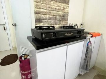 JUAL Apartemen Green Pramuka 2Bedroom Nerine lantai 25 Cash Keras