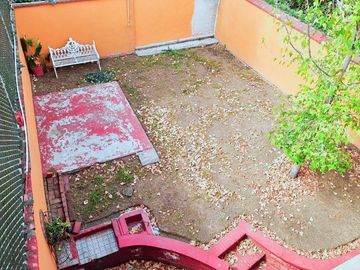 PRECIOSA CASA EN VIVEROS DE LA LOMA