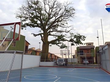 Casa de venta en Portoviejo dentro de urbanización