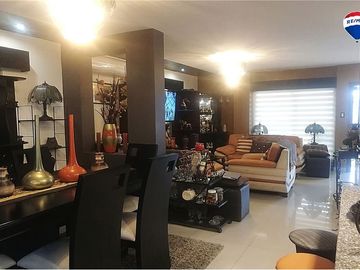 Casa de venta en Portoviejo dentro de urbanización