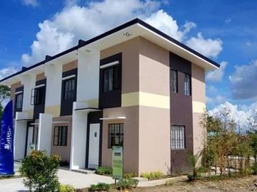 AFFORDABLE TOWNHOUSE @ AMARIS