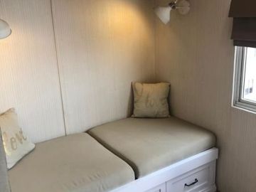 Di Jual Apartemen 2 Bedrooms Furnished di Sudirman Suite Bandung