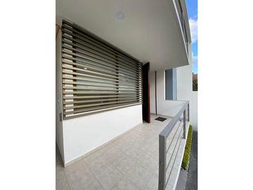 CASA RESIDENCIAL EN VENTA O RENTA EN TLACUALOYAN