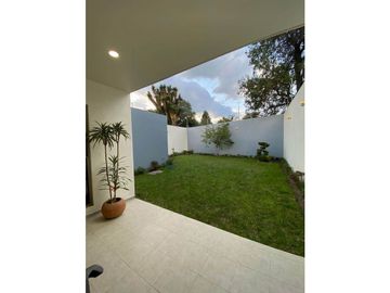 CASA RESIDENCIAL EN VENTA O RENTA EN TLACUALOYAN