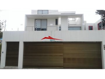 CASA RESIDENCIAL EN VENTA O RENTA EN TLACUALOYAN