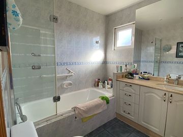Venta excelente casa en Concón