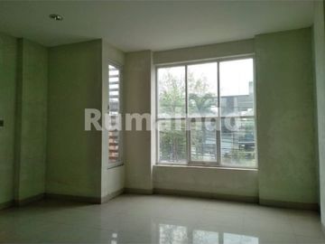 Dijual Murah Ruko Baru di Jln Prof. Soepomo Tebet Jakarta Selatan