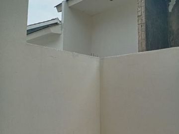 Rumah DP 0, readystok siap huni strategis murah di Karangsatria Bekasi