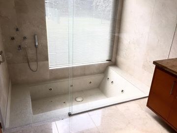 VENTA de CASAS en BOGOTA