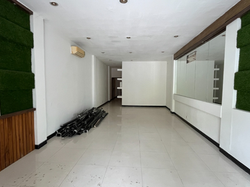 Ruko Raya Ngagel Jaya Surabaya Strategis Cocok untuk resto, kantor, apotik