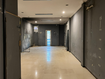 Ruko Raya Ngagel Jaya Surabaya Strategis Cocok untuk resto, kantor, apotik