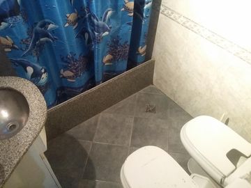 Casa de 4 ambientes tipo chalet en dos plantas en José C. Paz.