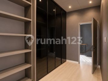 Wts Dijual Rumah Omaha Village Gading Serpong
