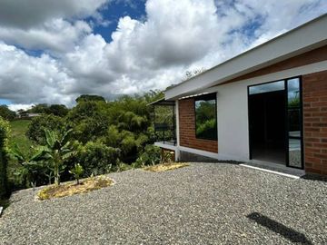 casa campestre en venta en via alcala. Cod V18674