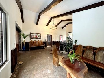 Se Vende Espectacular Casa en Altos del Maria