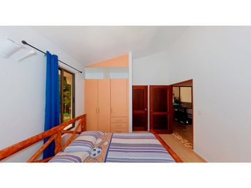 Se Vende Espectacular Casa en Altos del Maria