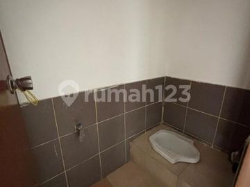 Dijual Rumah di Villa Melati Mas 1&2 Lokasi Strategis SHM Siap Huni