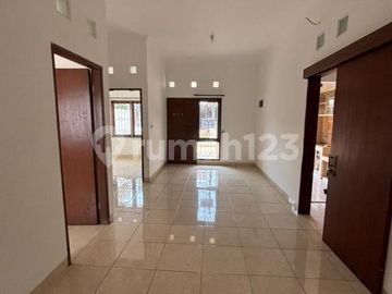 Dijual Rumah di Villa Melati Mas 1&2 Lokasi Strategis SHM Siap Huni