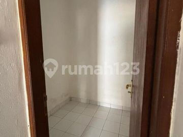 Dijual Rumah di Villa Melati Mas 1&2 Lokasi Strategis SHM Siap Huni