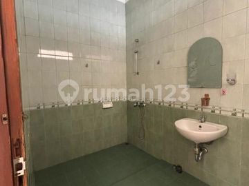 Dijual Rumah di Villa Melati Mas 1&2 Lokasi Strategis SHM Siap Huni