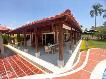 VENTA de CASAS en PEREIRA
