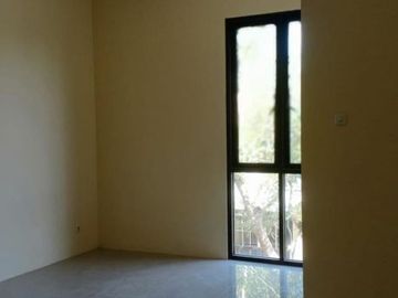 Rumah baru gress Bukit Palma , minimalis 2 lantai Hadap Selatan