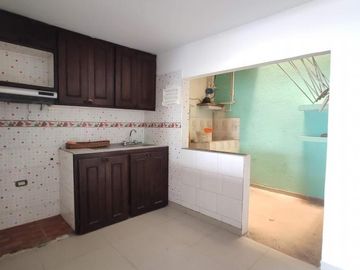 casa en venta en villa del rosario. Cod V22763
