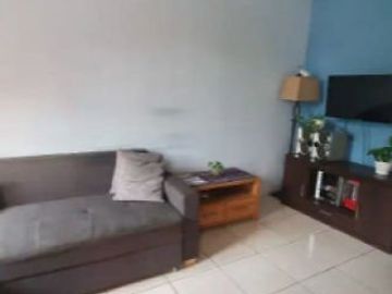Rumah Ciledug Perumahan Besar dan Strategis