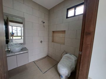 CASA EN VENTA EN CIUDAD CELESTE