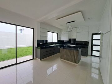 CASA EN VENTA EN CIUDAD CELESTE