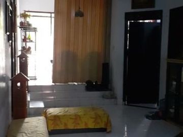 RUMAH LUAS 2 MUKA 2 Rumah jd 1, lokasi strategis | INDAH