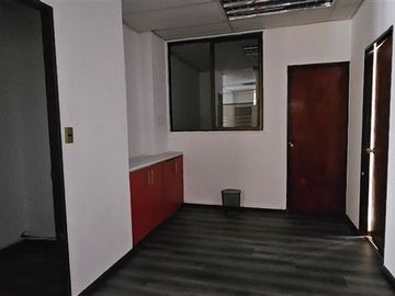 ARRIENDO OFICINA CENTRAL EN IQUIQUE