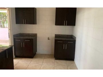 VENDO CASA EN ARRAIJAN JUAN DEMOTENES BRISAS DEL GOLF 3R