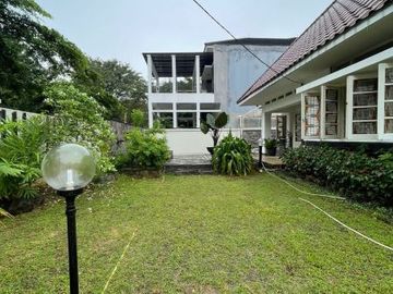 DIJUAL RUMAH di Jl MENDUT / MENTENG, JAKPUS