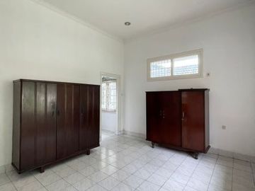DIJUAL RUMAH di Jl MENDUT / MENTENG, JAKPUS