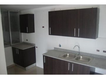 SE VENDE APARTAMENTO EN PH SKY PARK VIA ESPAÑA